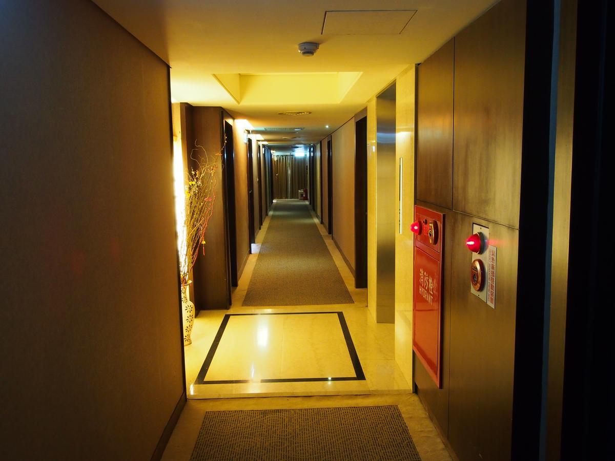 Elite Hotel 頭フン市 エクステリア 写真
